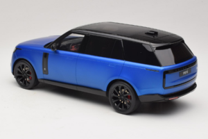 Range Rover P615 SV Velocity Blue GT Spirit 1:18 GT540 レジン - 画像 5/6