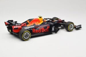 Red Bull Racing RB16 #23 A. Albon 4th Place Styrian GP 2020 Minichamps 1:18 110200223 メタル - 画像 2/6