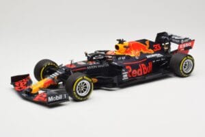 Red Bull Racing RB16 #33 M. Verstappen 3rd Place Styrian GP 2020 Minichamps 1:18 110200233 メタル