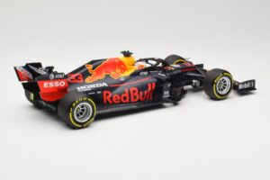 Red Bull Racing RB16 #33 M. Verstappen Winner 70th Anniversary GP 2020 Minichamps 1:18 110200533 メタル - 画像 2/6