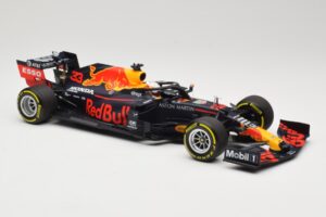 Red Bull Racing RB16 #33 M. Verstappen Winner 70th Anniversary GP 2020 Minichamps 1:18 110200533 メタル - 画像 4/6