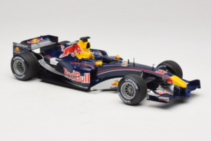 Red Bull RB1 Cosworth #15 C. Klien Red Bull Racing Showcar 2005 Minichamps 1:18 100050085 メタル - 画像 4/7