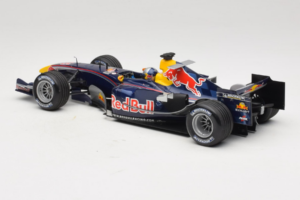 Red Bull RB1 Cosworth #15 C. Klien Red Bull Racing Showcar 2005 Minichamps 1:18 100050085 メタル - 画像 5/7