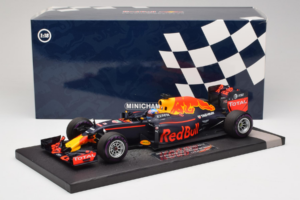 Red Bull RB12 Tag Heuer #3 D. Ricciardo Red Bull Racing 1st Pole Monaco Grand Prix 2016 Minichamps 1:18 117160103 レジン - 画像 7/7