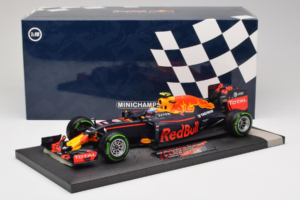 Red Bull RB12 Tag Heuer #33 M. Verstappen Red Bull Racing Showcar 2016 Minichamps 1:18 117161233 レジン - 画像 7/7