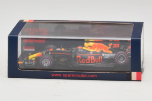 Red Bull RB13 Tag Heuer #33 M. Verstappen Belgian Grand Prix 2017 Spark 1:43 AM33SP8 レジン - 画像 4/4