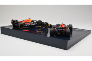 Red Bull RB19 Honda RBPT #1 M. Verstappen Oracle Red Bull Racing Qatar Grand Prix World Champion 2023 Minichamps 1:18 1122318 - 画像 5/6