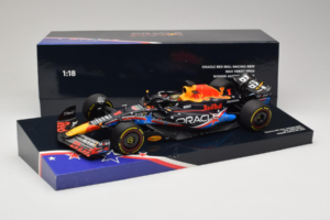 Red Bull RB19 #1 M. Verstappen Oracle Red Bull Racing United States Grand Prix Winner World Champion 2023 Minichamps 1:18 113 - 画像 7/7