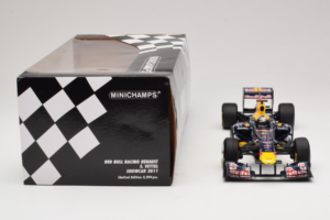 Red Bull RB7 Renault #1 S. Vettel Red Bull Racing Showcar 2011 Minichamps 1:18 110110071-1 メタル - 画像 7/7