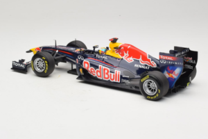 Red Bull RB7 Renault #1 S. Vettel Red Bull Racing World Champion 2011 Minichamps 1:18 110110001 メタル - 画像 5/6