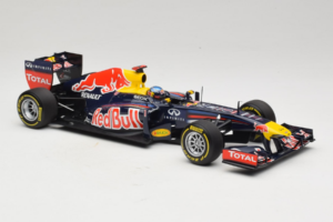 Red Bull RB8 Renault #1 S. Vettel Red Bull Racing Showcar 2012 Minichamps 1:18 110120071 メタル - 画像 4/7