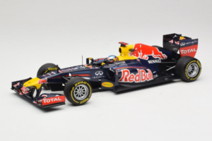 Red Bull RB8 Renault #1 S. Vettel Red Bull Racing Showcar 2012 Minichamps 1:18 110120071 メタル