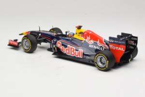 Red Bull RB8 Renault #1 S. Vettel Red Bull Racing Showcar 2012 Minichamps 1:18 110120071 メタル - 画像 5/7