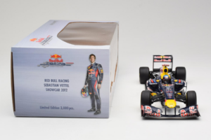 Red Bull RB8 Renault #1 S. Vettel Red Bull Racing Showcar 2012 Minichamps 1:18 110120071 メタル - 画像 6/7