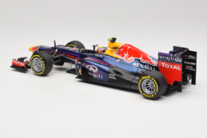 Red Bull RB9 Renault #2 M. Webber Infiniti Red Bull Racing Showcar 2013 Minichamps 1:18 110130072 メタル - 画像 5/6