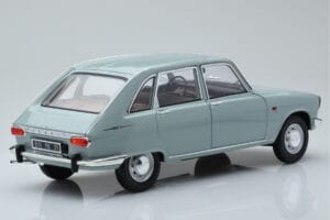 Renault 16 ライトブルー Norev 1:18 185131 メタル - 画像 3/8