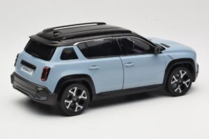 Renault 4 E-Tech Electric Cloud Blue Norev 1:18 185521 メタル - 画像 3/8