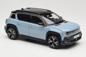 Renault 4 E-Tech Electric Cloud Blue Norev 1:18 185521 メタル - 画像 6/8