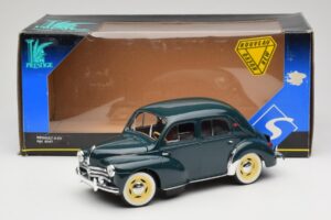 Renault 4CV グリーン Solido 1:18 8047 メタル - 画像 6/6