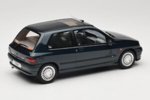 Renault Clio Baccara 1.8 Abyss Green Otto 1:18 OT1157 レジン - 画像 2/6