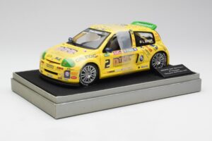 Renault Clio Sport #2 E. Rangoni Renault Clio Trophy Winner 2000 Universal Hobbies 1:18 7711218616 メタル