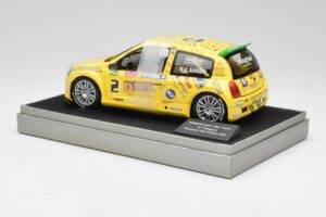 Renault Clio Sport #2 E. Rangoni Renault Clio Trophy Winner 2000 Universal Hobbies 1:18 7711218616 メタル - 画像 5/6