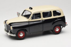 Renault Colorale タクシー Solido 1:18 421183530 メタル