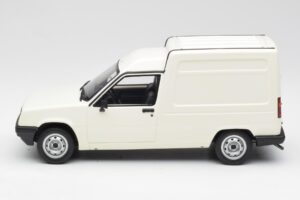Renault Express ホワイト Otto 1:18 OT466 レジン - 画像 3/5