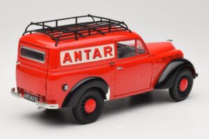Renault Juvaquatre Utilitaire レッド Solido 1:18 8424 メタル - 画像 3/8