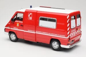 Renault Master T30 VSAB 消防署 レッド Otto 1:18 OT1107 レジン - 画像 5/6