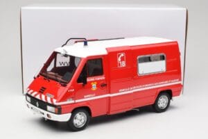 Renault Master T30 VSAB 消防署 レッド Otto 1:18 OT1107 レジン - 画像 6/6