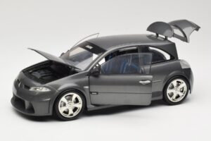 Renault Megane Mk2 RS Vampire Grey Norev 1:18 185101 メタル - 画像 2/8