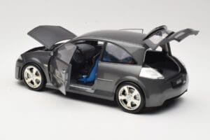 Renault Megane Mk2 RS Vampire Grey Norev 1:18 185101 メタル - 画像 5/8