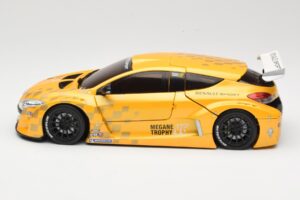 Renault Megane Trophy Showcar イエロー Eurocup Megane Trophy 2011 Norev 1:18 185109 メタル - 画像 4/8