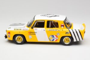 Renault R8 Gordini Gr.F 1968 Otto 1:18 OT1130 レジン - 画像 3/6