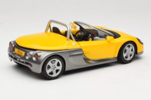 Renault Sport Spider イエロー Anson 1:18 30350-R1 メタル - 画像 3/8
