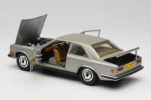 Rolls-Royce Camargue シルバー ダイヤモンドエディション Bburago 1:18 3001-M3 メタル - 画像 5/8