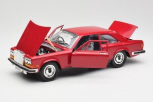 Rolls-Royce Camargue レッド Bburago 1:22 3001 メタル - 画像 2/8