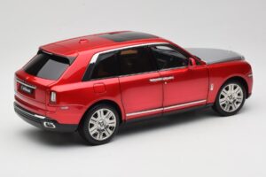 Rolls-Royce Cullinan レッド Shadow Wheels付き OEM 1:18 028-18A メタル - 画像 3/8