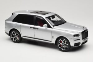 Rolls-Royce Cullinan シルバー Shadow Wheels付き OEM 1:18 028-16A メタル - 画像 6/8