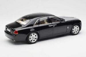 Rolls-Royce Ghost ブラック & シルバー Kyosho 1:18 008802BKS2 メタル - 画像 3/8