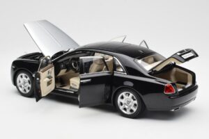 Rolls-Royce Ghost ブラック & シルバー Kyosho 1:18 008802BKS2 メタル - 画像 5/8