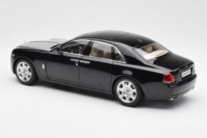 Rolls-Royce Ghost ブラック & シルバー Kyosho 1:18 008802BKS2 メタル - 画像 7/8
