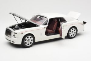 Rolls-Royce Phantom Coupe English ホワイトシルバー Kyosho 1:18 08861EW メタル - 画像 2/8