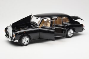 Rolls-Royce Phantom VI EWB ブラック Kyosho 1:18 08905BK メタル - 画像 2/8