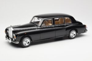 Rolls-Royce Phantom VI EWB ブラック Kyosho 1:18 08905BK メタル