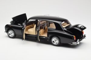 Rolls-Royce Phantom VI EWB ブラック Kyosho 1:18 08905BK メタル - 画像 5/8