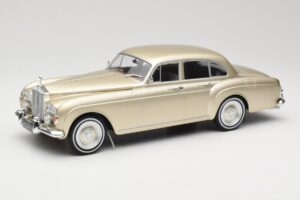 Rolls-Royce Silver Cloud III Flying Spur H.J. Mulliner ゴールド MCG 1:18 MCG18058 メタル