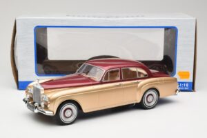 Rolls-Royce Silver Cloud III Flying Spur H.J. Mulliner レッド & ゴールド MCG 1:18 MCG18132 メタル - 画像 6/6