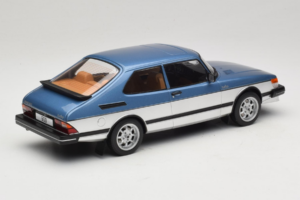 Saab 900 Turbo Blue Metallic MCG 1:18 MCG18261MCW メタル - 画像 2/6